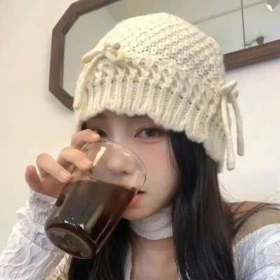 春色无边满绿波